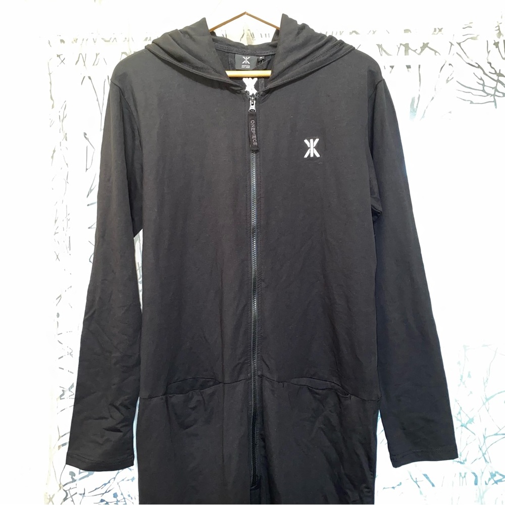 ONEPIECE BLACK UNO JUMPSUIT lightweight ZIP UP HOODIE ONESIE - Picture 4 of 8